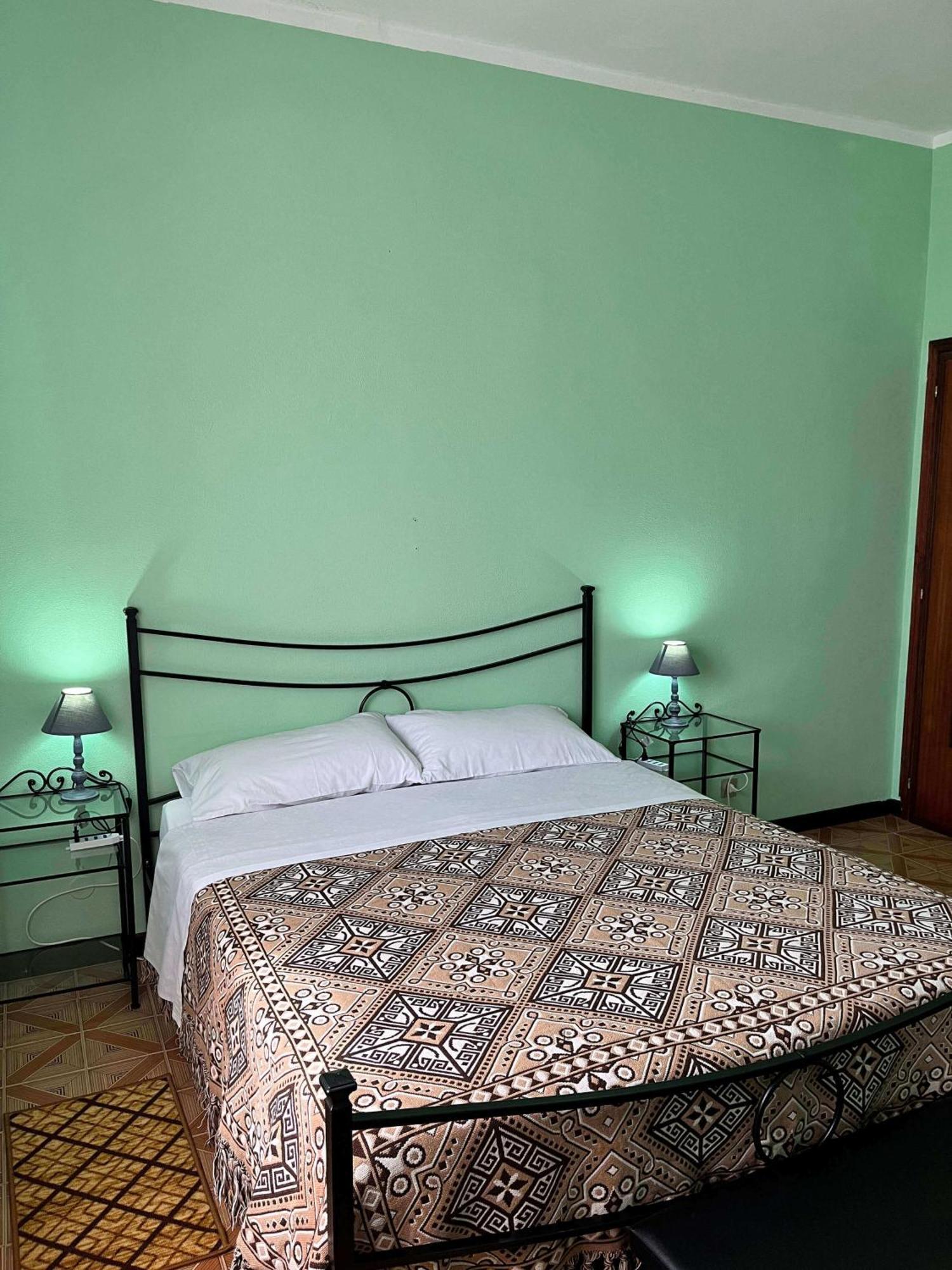 Room In Bb - Casa T Home Bed And Breakfast Tagliolo Monferrato Ngoại thất bức ảnh